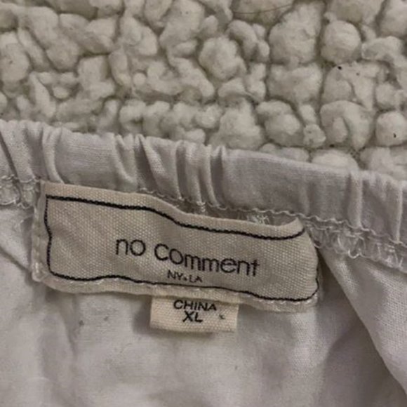 White off the shoulder t-shirt Sz L - Picture 2 of 3